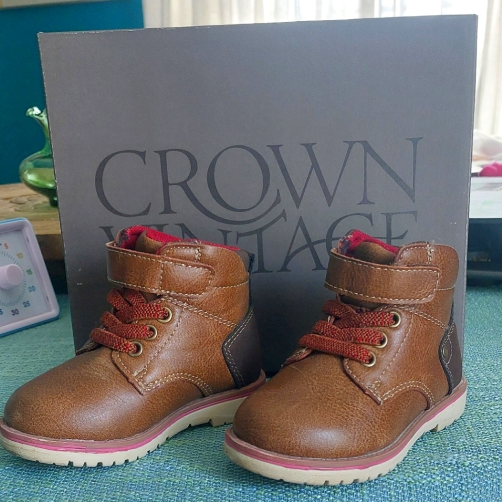 Crown Vintage Brown Toddler Kids  Boots with Red Laces